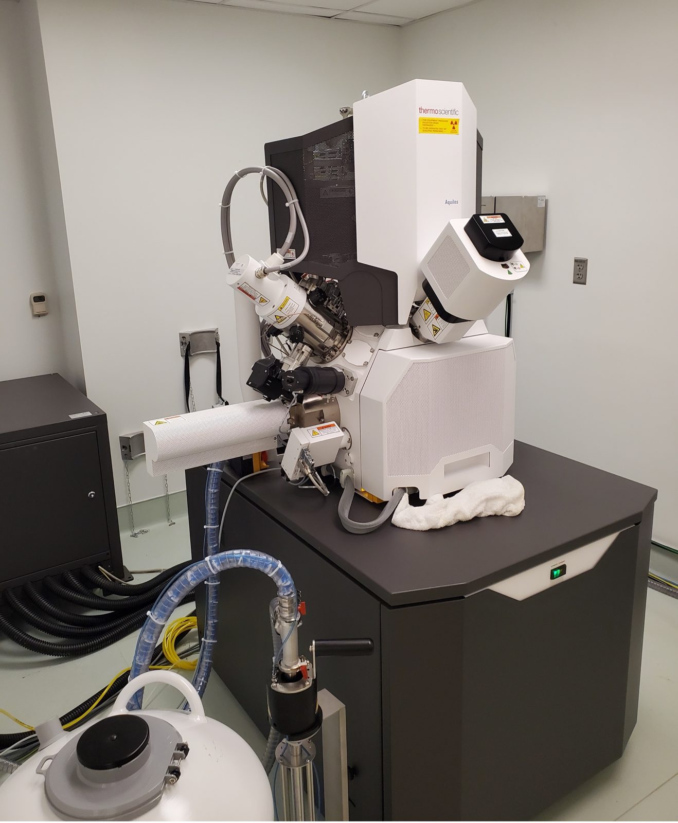 Thermo Fisher Aquilos 2 cryo-focused ion beam scanning electron microscope